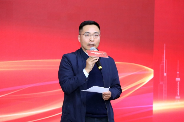 1739784540160379D7AB.jpg 8.1.JPG