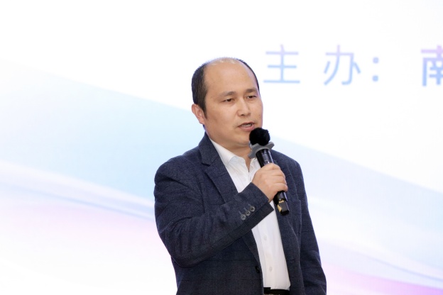 174185892674100773D9.jpg 2.jpg