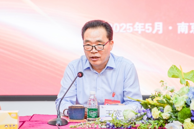 1747906505221140CF3C.jpg 3.jpg