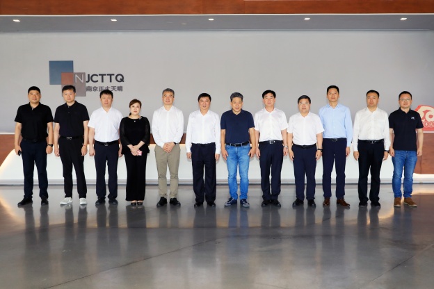 1758093981670607E852.jpg 5.JPG