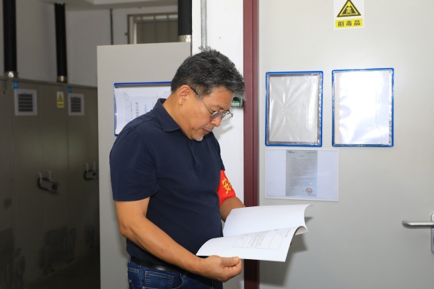 1759212207105449B099.jpg 3.JPG